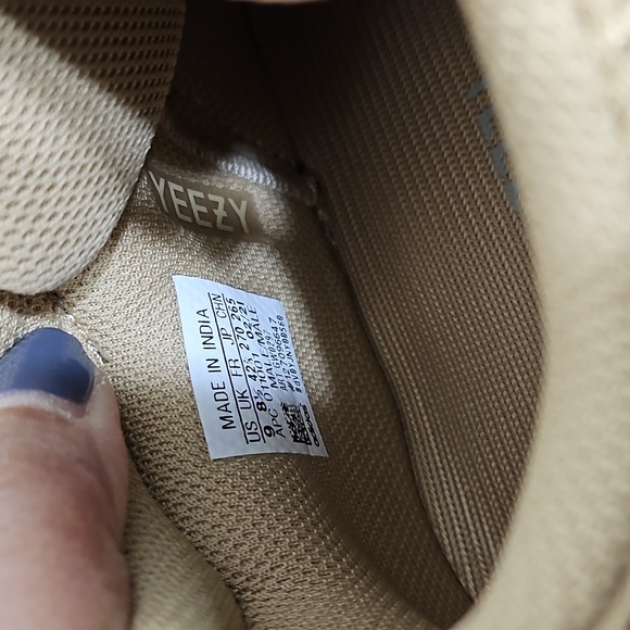 Yeezy Boost 700 Enflame! - Picture 9 of 10